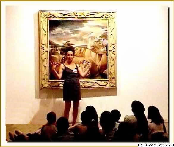 Barnas undervises i galleriet.